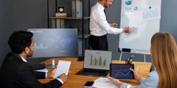 Career Growth for Young Business Professionals: How to Stand Out and Excel