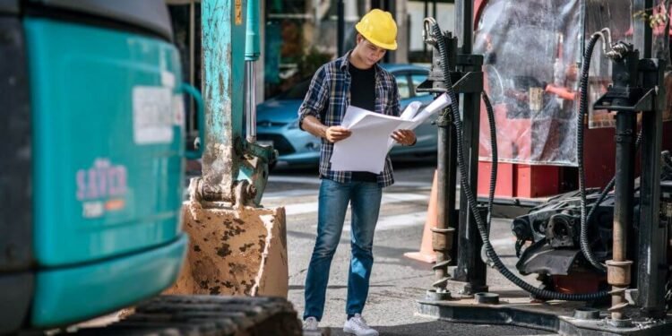 Balancing Cost and Efficiency in Construction Fleet Fueling