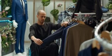 A Guide To Choosing Eco-Conscious Uniforms For Your Business