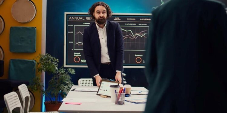 Beginner’s Guide to Investing in Stocks in 2025