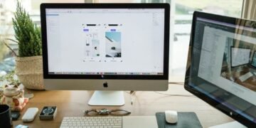 How AI Traffic Trackers Are Revolutionizing Business Operations and Decision Making