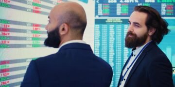 How Copy Trading Helps New Investors Understand Core Market Strategies