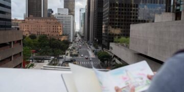 Chicago’s Fast Track to a Paperless Future