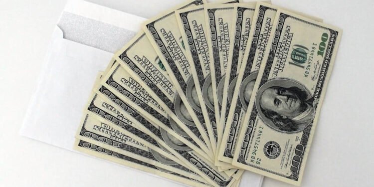 What to Do With Extra Cash After You Hit Your Monthly Bills