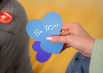 What Defines High Quality Custom Kiss Cut Stickers